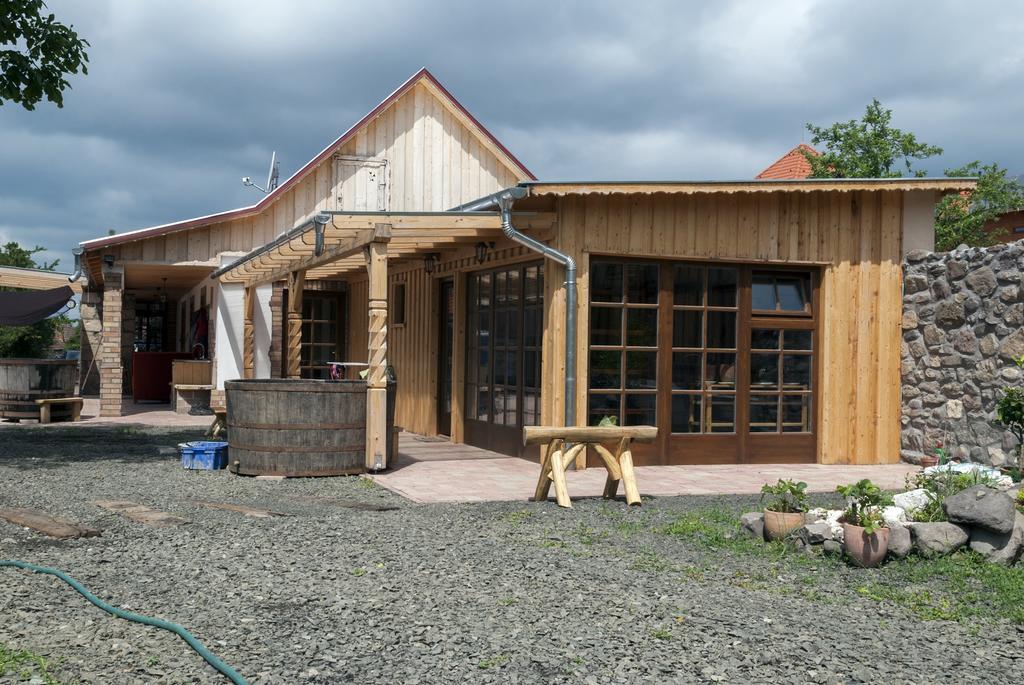 Édes Otthon Vendégház Nagyborzsony Exterior foto